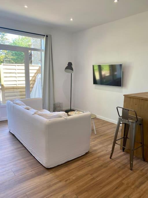 Dependance Privee A La Campagne Avec Spa Saint-Cirice Exterior photo